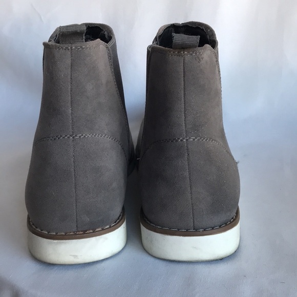 Reserved Footwear men’s gray chukka dress ankle boots, size 10 main image 2